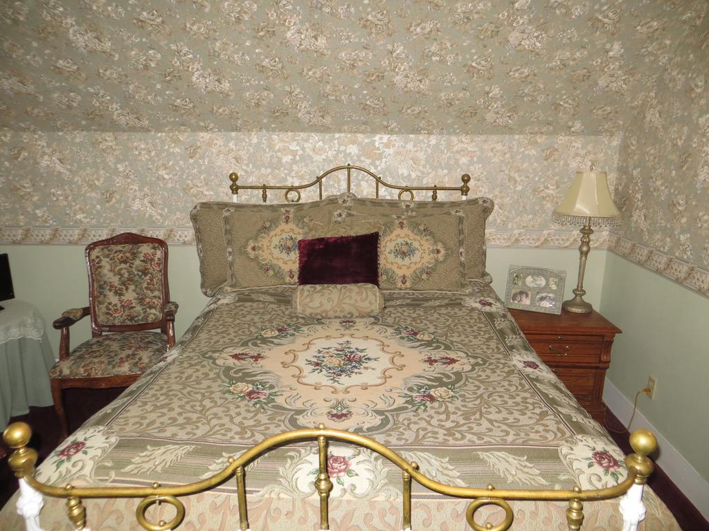 Edith Palmer'S Country Inn, Historical Bed & Breakfast Virginia City Exterior foto